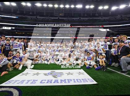 Thumbnail 3 in Tidehaven vs. Gunter (UIL 3A D2 Football Final Medal Ceremony) photogallery.