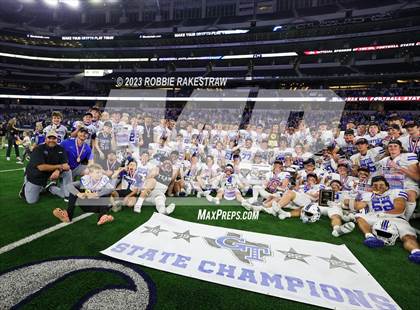 Thumbnail 1 in Tidehaven vs. Gunter (UIL 3A D2 Football Final Medal Ceremony) photogallery.