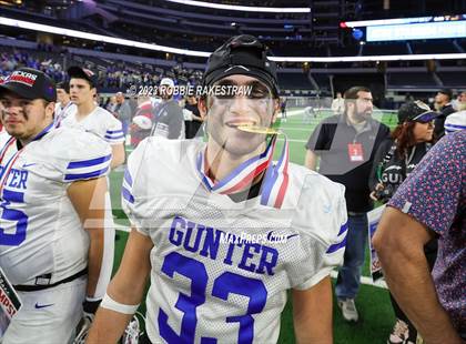 Thumbnail 1 in Tidehaven vs. Gunter (UIL 3A D2 Football Final Medal Ceremony) photogallery.