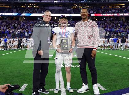 Thumbnail 3 in Tidehaven vs. Gunter (UIL 3A D2 Football Final Medal Ceremony) photogallery.
