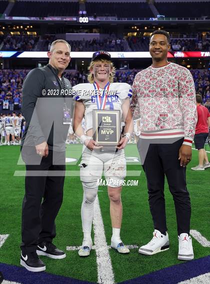 Thumbnail 1 in Tidehaven vs. Gunter (UIL 3A D2 Football Final Medal Ceremony) photogallery.