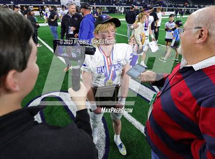 Thumbnail 1 in Tidehaven vs. Gunter (UIL 3A D2 Football Final Medal Ceremony) photogallery.