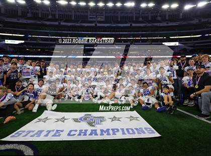 Thumbnail 2 in Tidehaven vs. Gunter (UIL 3A D2 Football Final Medal Ceremony) photogallery.