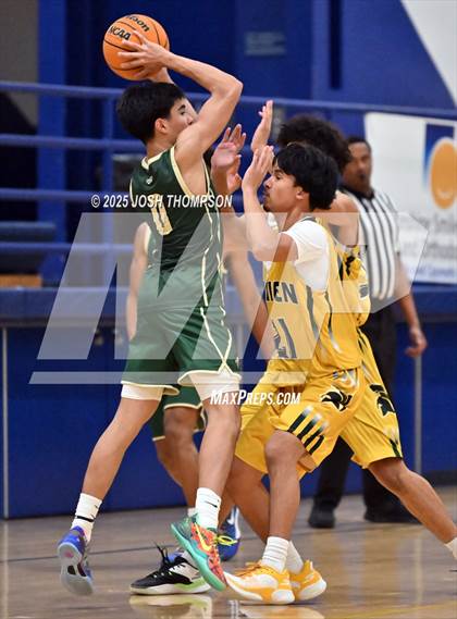 Thumbnail 2 in Ontario Christian @ Damien photogallery.