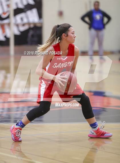 Thumbnail 2 in Hanford West vs. Sanger photogallery.