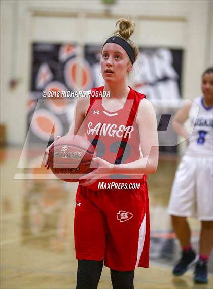 Thumbnail 3 in Hanford West vs. Sanger photogallery.