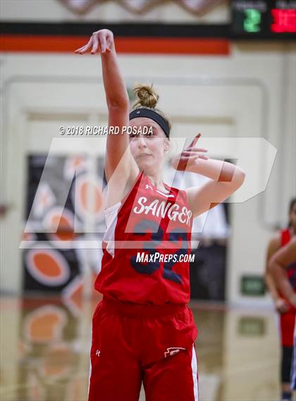 Thumbnail 2 in Hanford West vs. Sanger photogallery.
