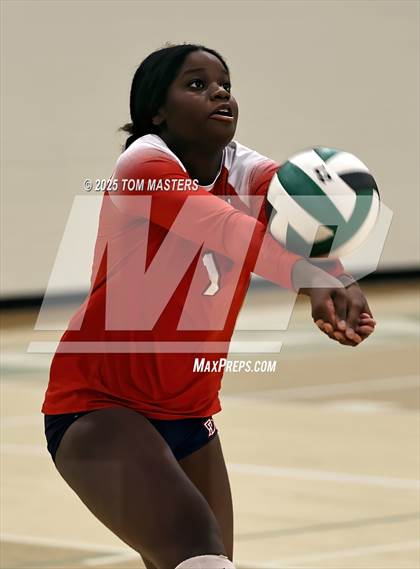 Thumbnail 3 in Providence Day @ Charlotte Country Day School photogallery.
