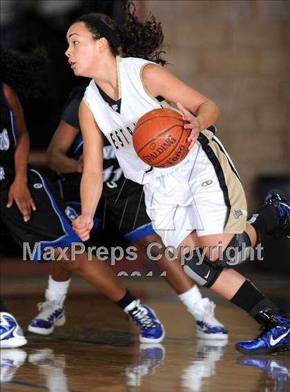 Thumbnail 2 in Rialto vs. West Ranch (CIF SS Playoffs) photogallery.
