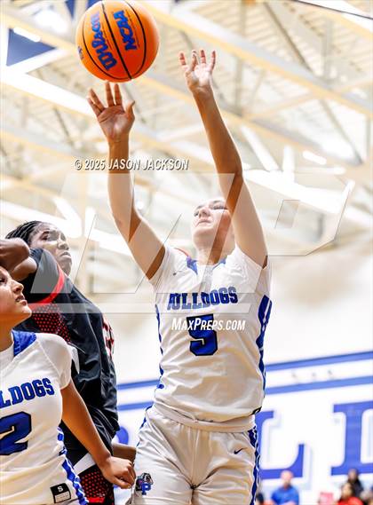 Thumbnail 3 in Hoke County @ St. Pauls photogallery.