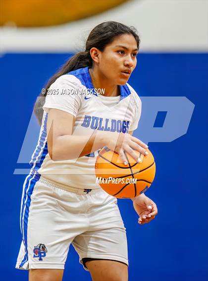 Thumbnail 2 in Hoke County @ St. Pauls photogallery.