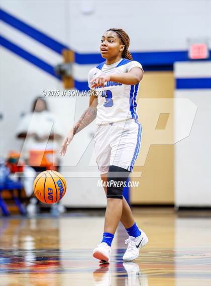 Thumbnail 3 in Hoke County @ St. Pauls photogallery.