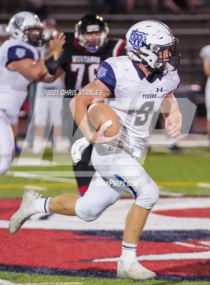 Thumbnail 3 in Mogollon vs. St. David (AIA 1A Finals) photogallery.