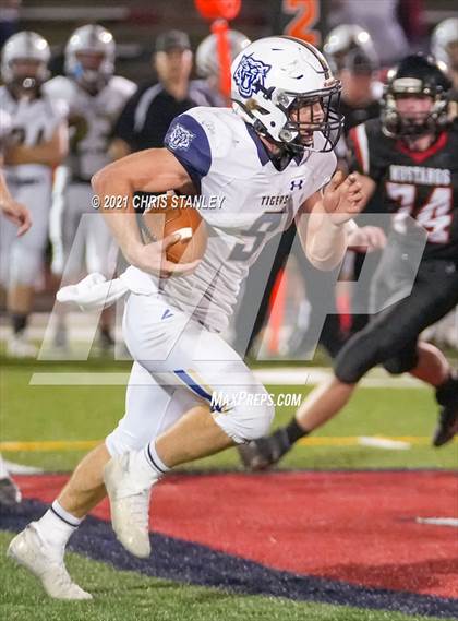 Thumbnail 3 in Mogollon vs. St. David (AIA 1A Finals) photogallery.