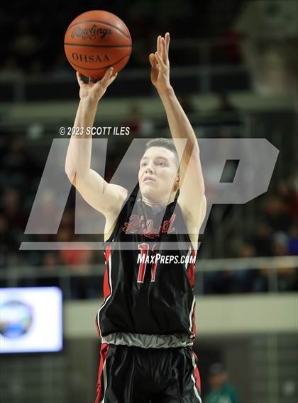 Thumbnail 1 in Hiland vs Federal Hocking (OHSAA D4 Regional Semifinal) photogallery.
