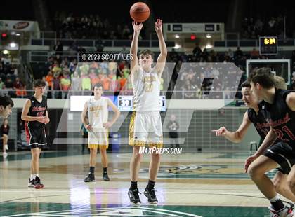 Thumbnail 3 in Hiland vs Federal Hocking (OHSAA D4 Regional Semifinal) photogallery.