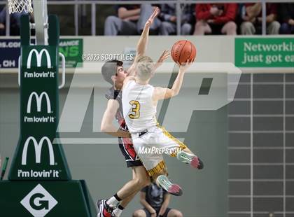 Thumbnail 2 in Hiland vs Federal Hocking (OHSAA D4 Regional Semifinal) photogallery.