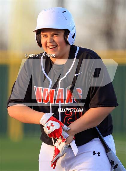 Thumbnail 2 in Grand Saline vs Rains photogallery.