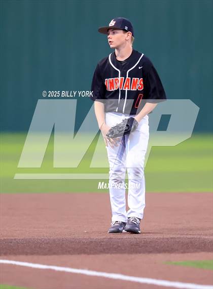 Thumbnail 3 in Grand Saline vs Rains photogallery.