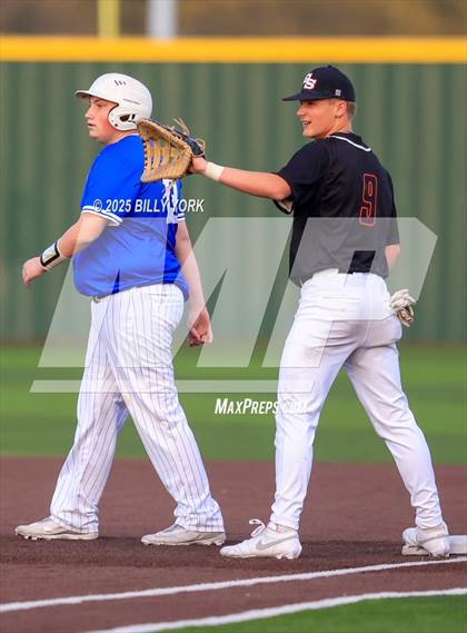 Thumbnail 2 in Grand Saline vs Rains photogallery.