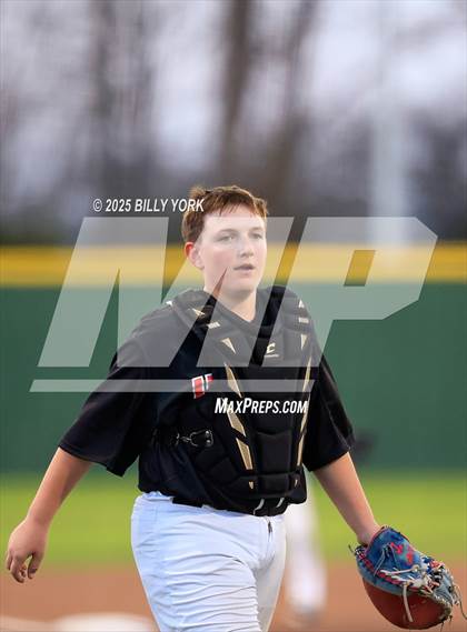 Thumbnail 2 in Grand Saline vs Rains photogallery.