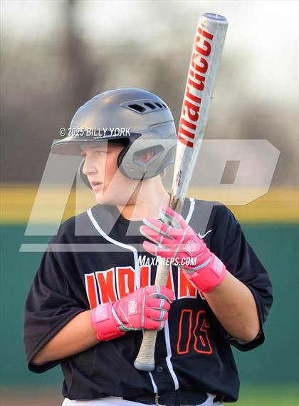 Thumbnail 2 in Grand Saline vs Rains photogallery.