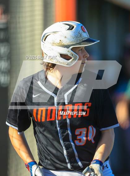 Thumbnail 1 in Grand Saline vs Rains photogallery.