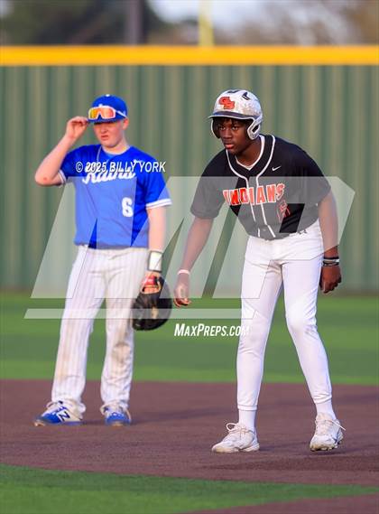 Thumbnail 3 in Grand Saline vs Rains photogallery.