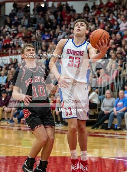 Thumbnail 2 in Brownstown Central vs. Linton-Stockton (IHSAA 2A Semi-state Final) photogallery.