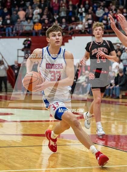 Thumbnail 3 in Brownstown Central vs. Linton-Stockton (IHSAA 2A Semi-state Final) photogallery.