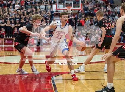 Thumbnail 1 in Brownstown Central vs. Linton-Stockton (IHSAA 2A Semi-state Final) photogallery.