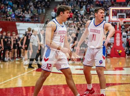Thumbnail 3 in Brownstown Central vs. Linton-Stockton (IHSAA 2A Semi-state Final) photogallery.