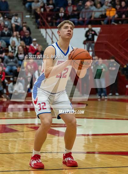 Thumbnail 2 in Brownstown Central vs. Linton-Stockton (IHSAA 2A Semi-state Final) photogallery.