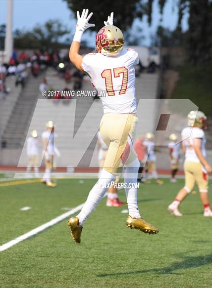 Thumbnail 2 in Mater Dei vs. Bergen Catholic (Brothers in Arms Classic) photogallery.