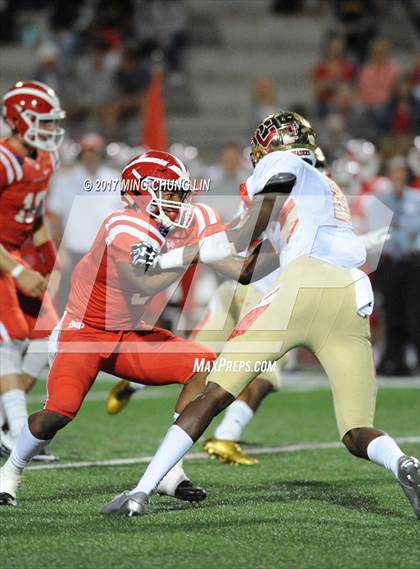Thumbnail 2 in Mater Dei vs. Bergen Catholic (Brothers in Arms Classic) photogallery.