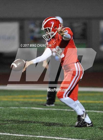 Thumbnail 3 in Mater Dei vs. Bergen Catholic (Brothers in Arms Classic) photogallery.