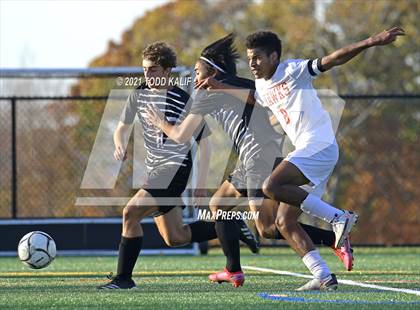 Thumbnail 2 in University vs Fitch (CIAC Class L First Round) photogallery.