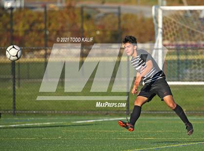 Thumbnail 2 in University vs Fitch (CIAC Class L First Round) photogallery.