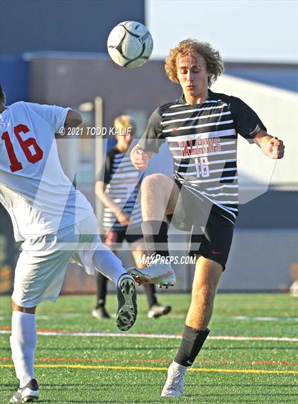 Thumbnail 2 in University vs Fitch (CIAC Class L First Round) photogallery.