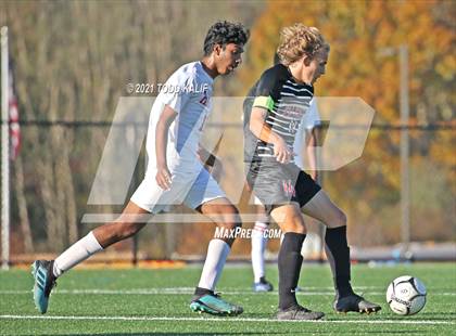 Thumbnail 3 in University vs Fitch (CIAC Class L First Round) photogallery.
