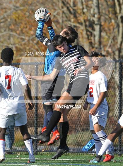 Thumbnail 3 in University vs Fitch (CIAC Class L First Round) photogallery.