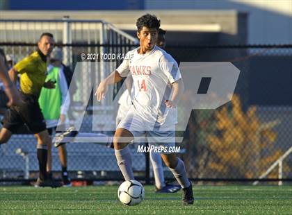 Thumbnail 3 in University vs Fitch (CIAC Class L First Round) photogallery.