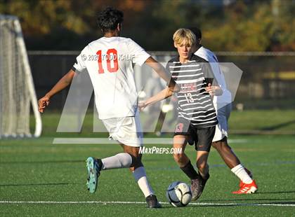 Thumbnail 3 in University vs Fitch (CIAC Class L First Round) photogallery.