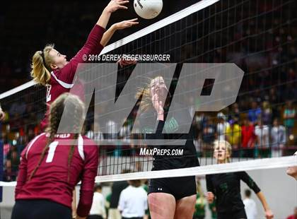 Thumbnail 3 in Fossil Ridge vs Chatfield (CHSAA 5A Semifinal Playoff) photogallery.
