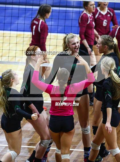 Thumbnail 2 in Fossil Ridge vs Chatfield (CHSAA 5A Semifinal Playoff) photogallery.