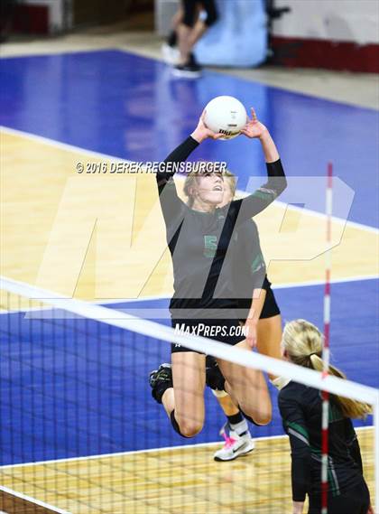 Thumbnail 2 in Fossil Ridge vs Chatfield (CHSAA 5A Semifinal Playoff) photogallery.