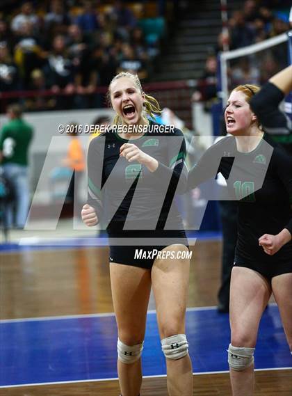 Thumbnail 3 in Fossil Ridge vs Chatfield (CHSAA 5A Semifinal Playoff) photogallery.