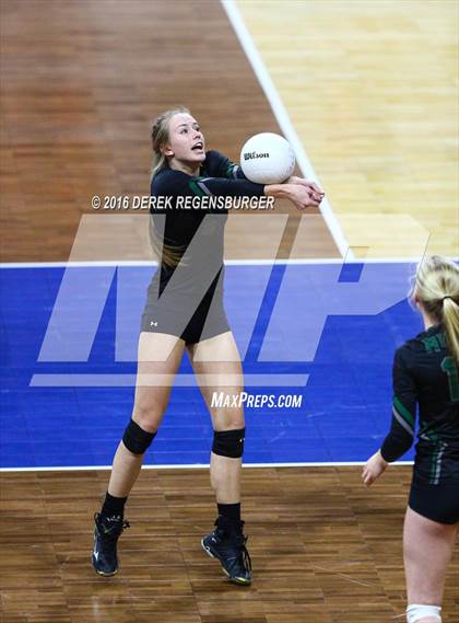 Thumbnail 1 in Fossil Ridge vs Chatfield (CHSAA 5A Semifinal Playoff) photogallery.