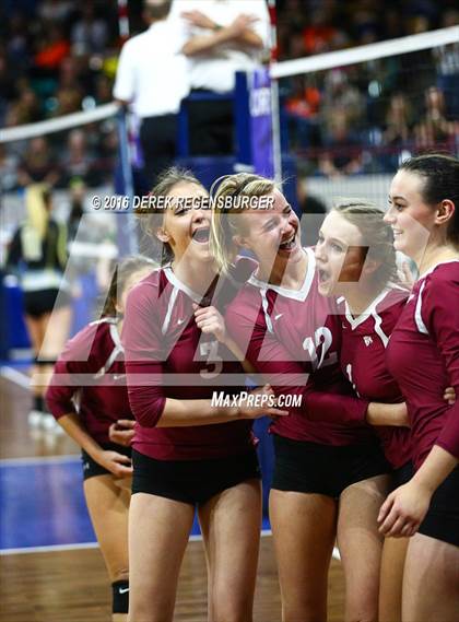 Thumbnail 2 in Fossil Ridge vs Chatfield (CHSAA 5A Semifinal Playoff) photogallery.