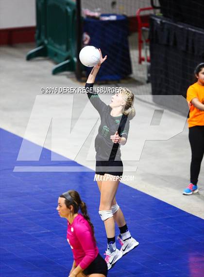 Thumbnail 3 in Fossil Ridge vs Chatfield (CHSAA 5A Semifinal Playoff) photogallery.